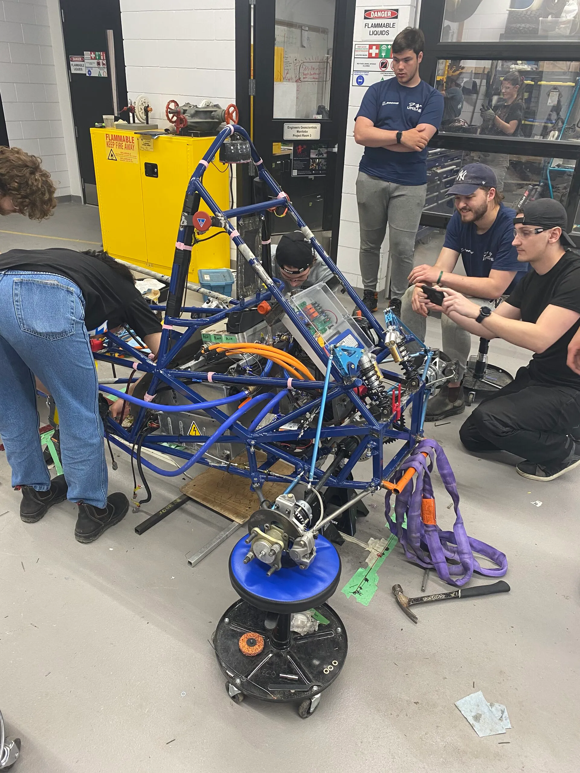 Shop session around the car